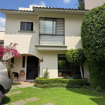CASA EN VENTA EN CONDOMINIO