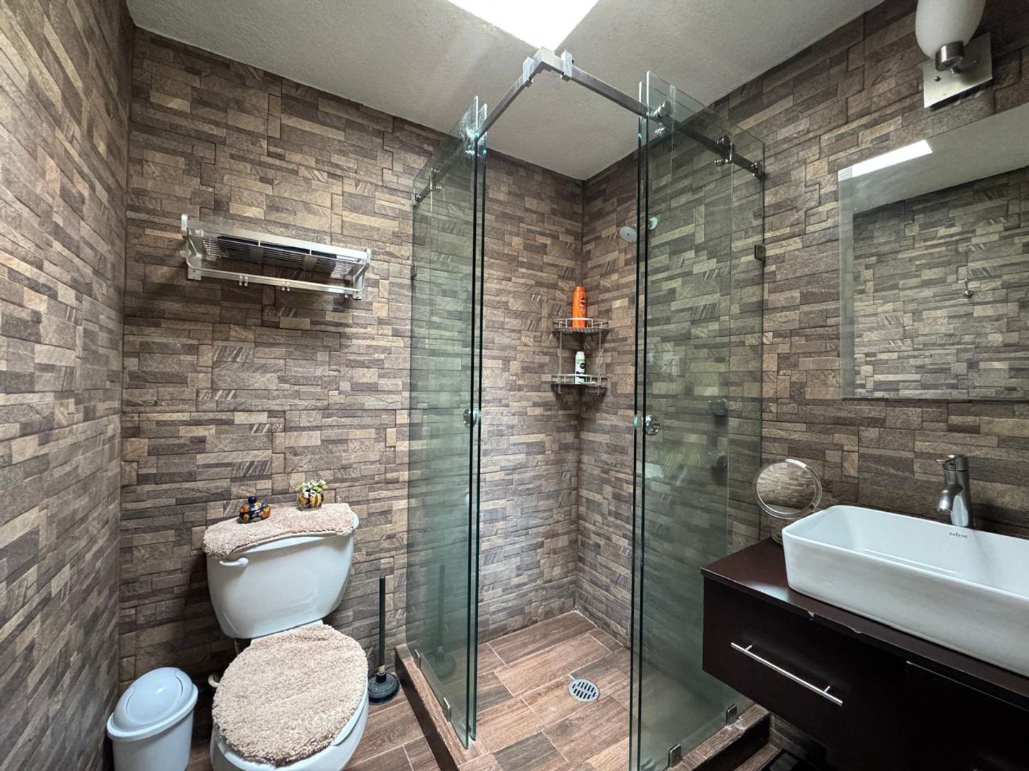 Baño secund.jpeg