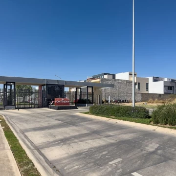Terreno en venta en Capital Norte en Coto Pontevedra, Zapopan