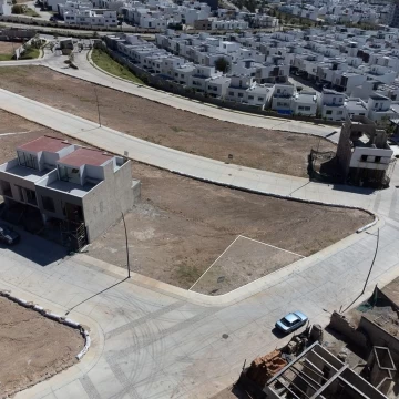 Terreno en venta en Coto Nara en Los Robles, Zapopan