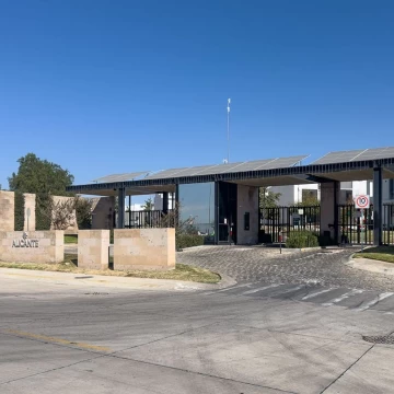 Terreno en venta en Coto Alicante en Capital Norte, Zapopan