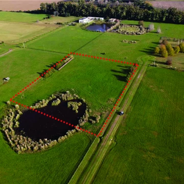 RETASADO. FINANCIA! Chacra de 1,2 ha con laguna propia en Santa María de Lobos Polo Club