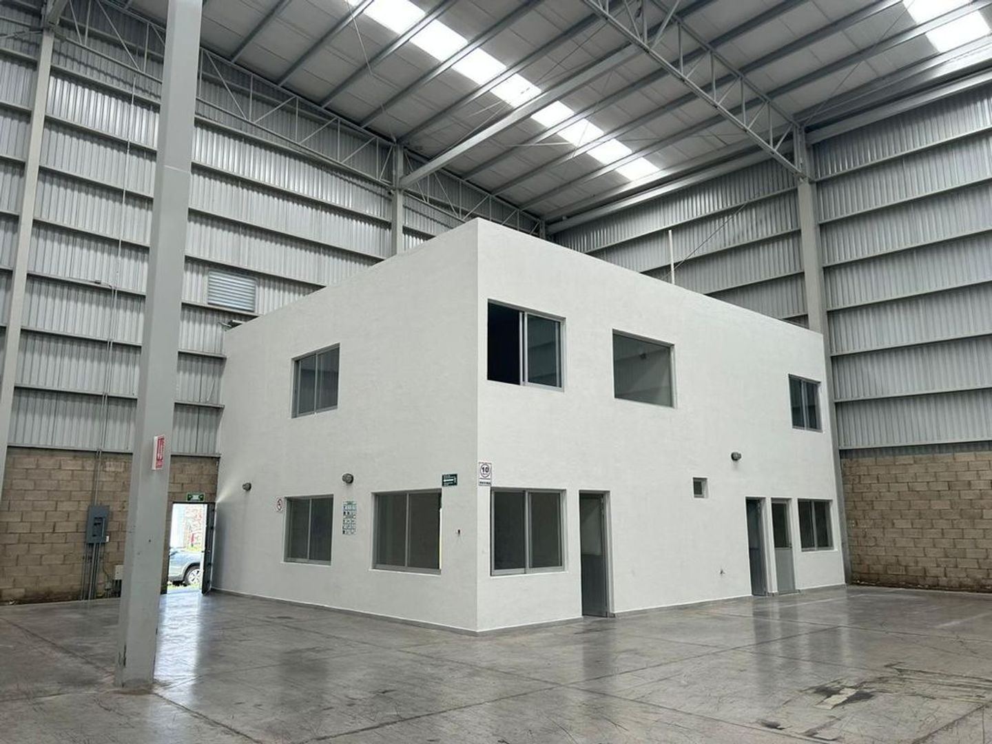 isv8kfc-l.jpg
