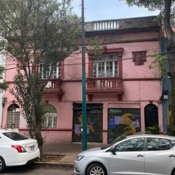 Casa en venta como terreno en Roma Norte