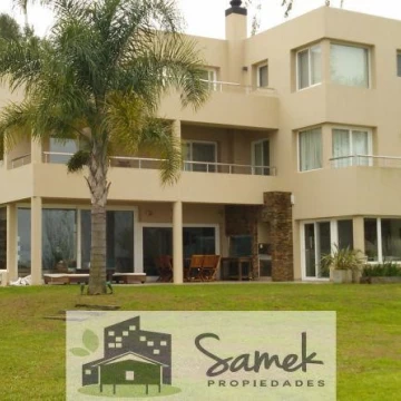 Casa Venta en Rio / Arroyo San Antonio Isla Santa Mónica 0