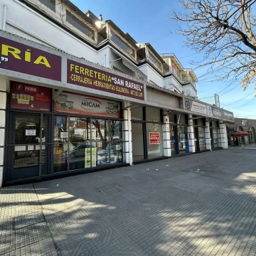 Deposito en Alquiler | Granja De Funes | Salón | Excelente Ubicacion