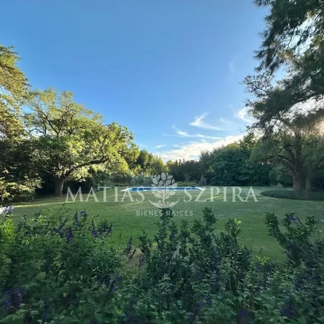 Lote en venta Club de Campo Los Pingüinos