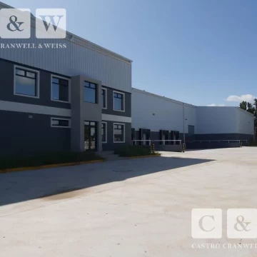 Excelente Planta a estrenar  en alquiler, total o parcial 5.850 / 2.925 m²