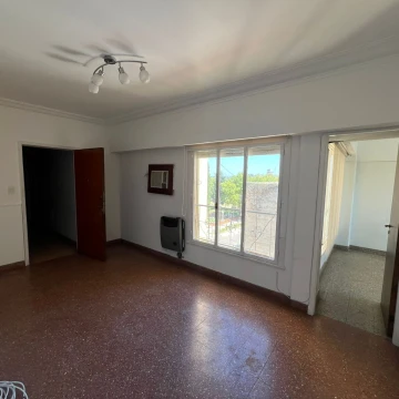 DEPARTAMENTO EN ALQUILER EN LUJAN CENTRO