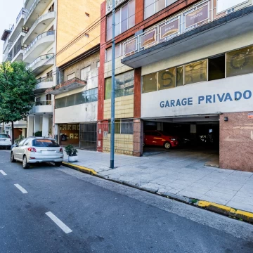 Cocheras en venta Flores Apto movilidad reducida