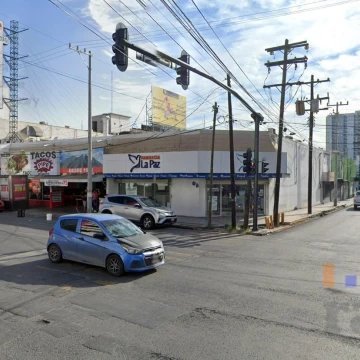 Terreno EN VENTA con 3 frentes Arteaga, Pino Suarez y Cuahutemoc