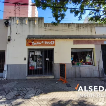 Local comercial con departamento Barrio Abasto