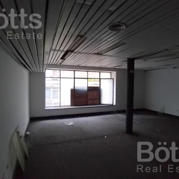 AMPLIAS OFICINAS EN DOS PLATAS EN PLENO MICROCENTRO
