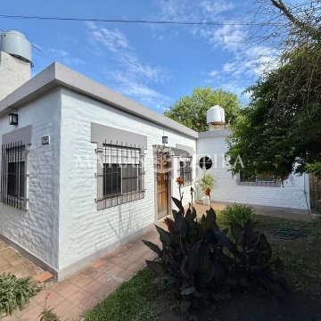 Casa en venta 3 ambientes