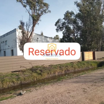 Galpón en venta en Joaquín Suárez con 400 m2 construidos y 7.500 m2 de terreno