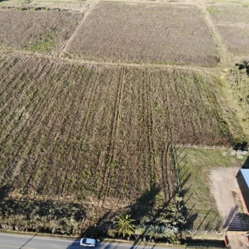 Terreno en venta en Canelones con 4.100 m2