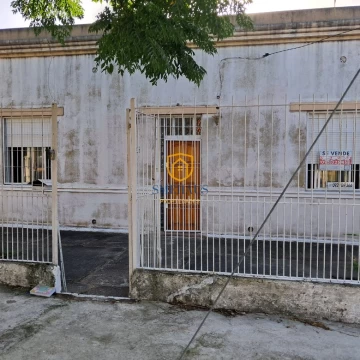 Casa en venta en La Paz con 2 dormitorios