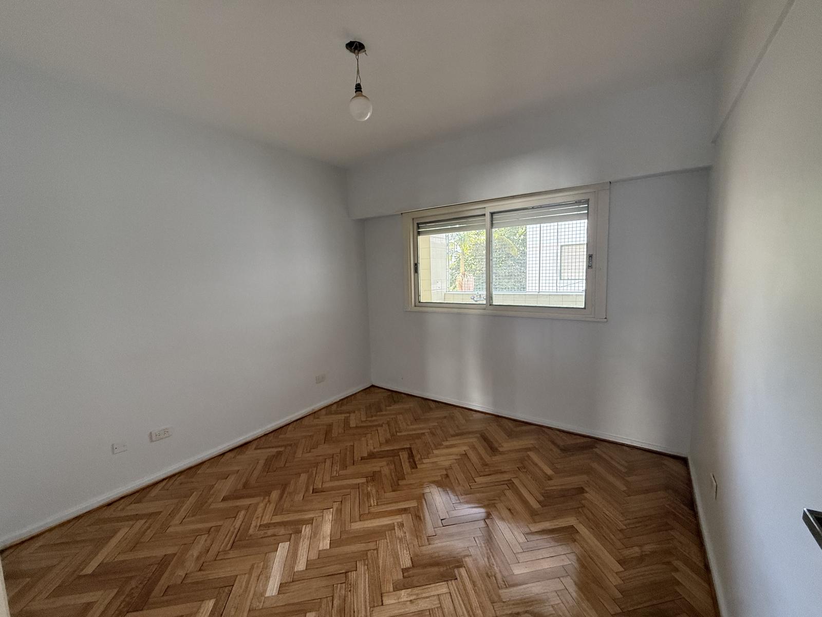 3- Habitación con vista al balcón