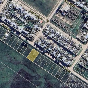 Terrenos en venta (2 lotes de 200m2 c/u). 160 y 22 Berisso