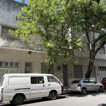 Depósito en Parque Patricios