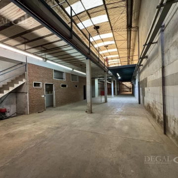Depósito en Boca