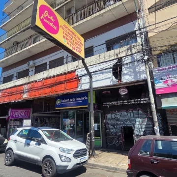 Local Comercial - 60 m2 en pleno Centro de Morón.