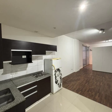 Venta Departamento Monoambiente divisible en Monserrat, con Pileta!
