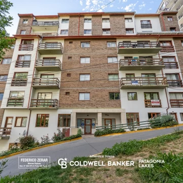 Venta Departamento  3 dormitorios   cochera en San Carlos De Bariloche