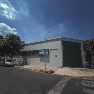 Depósito en Mataderos