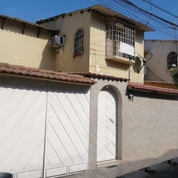 VENTA CASA EN MIRADOR DEL NORTE (JLR)