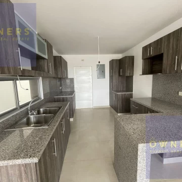 VENTA DE CASA VILLAS LA RIADA DE LA URBANIZACION LA ROMAREDA -  POR ESTRENAR (LM)