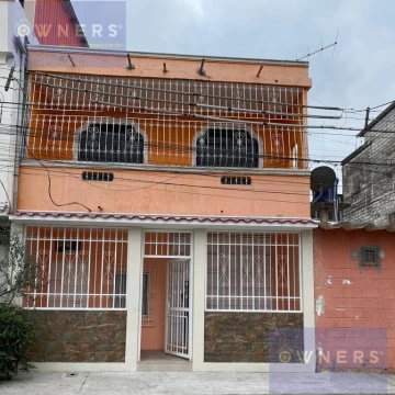 VENTA DE CASA DE 2 PLANTAS EN EL GUASMO (LC)