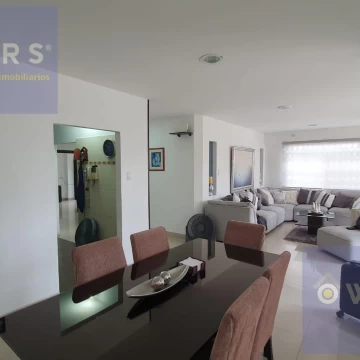 Venta de Casa Esquinera en Urbanización Renacer (LC)