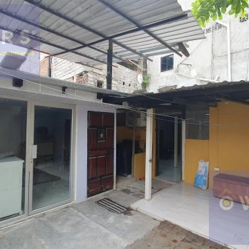 Venta de Edificio Rentero, cerca de la Iglesia Domingo Savio (LC).