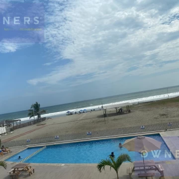 VENTA CASA FRENTE AL MAR  URB. EXCLUSIVA SEGURIDAD 24/7 (RS)