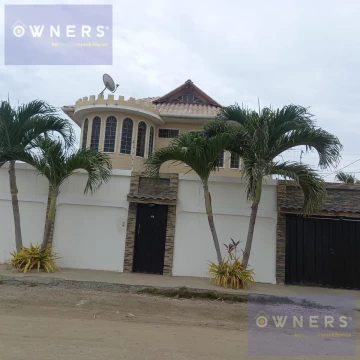 VENTA DE CASA AMPLIA ESQUINERA EN SALINAS SECTOR SOLYMAR (CMC)