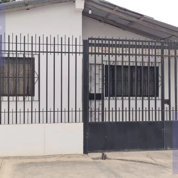 VENTA CASA LA LIBERTAD VIRGEN DEL CISNE (VM)