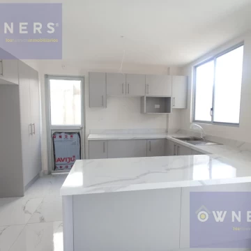 Venta de casa por estrenar en urbanizacion Millenium Village, sector Casa Laguna (LM)