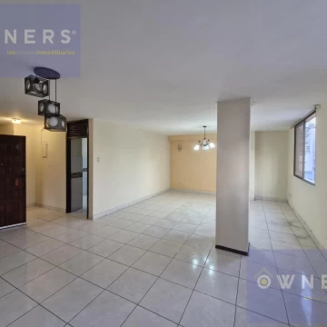 Venta de Depart Centro de Gye, 3 Habitaciones, con ascensor. (LC)