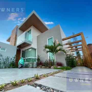 VENTA CASA EN LA PLAYA URBANIZACION VENTURA RESORTE OLON SANTA ELENA (CMC)