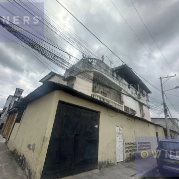 VENTA SUR GUAYAQUIL CASA RENTERA ESQUINERA 5 DPTOS  (AGE)
