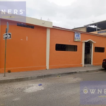 Venta casa esquinera comercial residencial La Fragata Esteros (AGE)