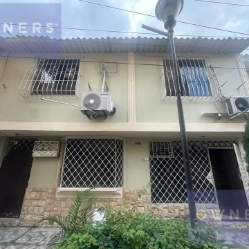 VENTA CASA DE 2 PISOS 6 DORM. SAUCES 7 NORTE GUAYAQUIL (AGE)