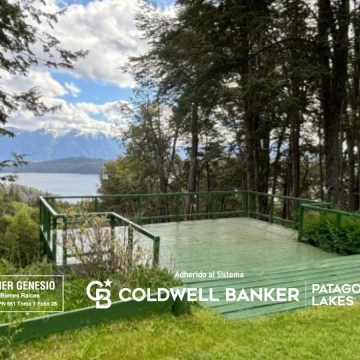 Casco Histórico V. la Angostura - Con plena vista al lago en la montaña 170m2 sobre lote de 6000m2