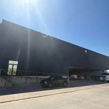 Depósito en Alquiler de 2000 m2 en Benavidez