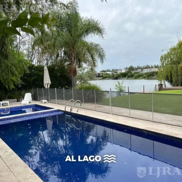 Casa AMOBLADA  a la laguna,  con 4 dormitorios en LOS SAUCES - NORDELTA