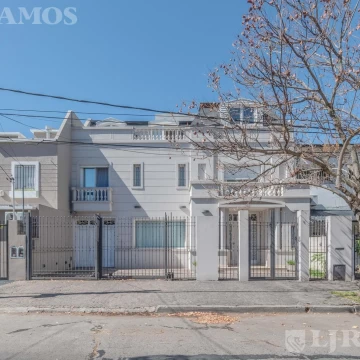 Casa reciclada impecable en venta
