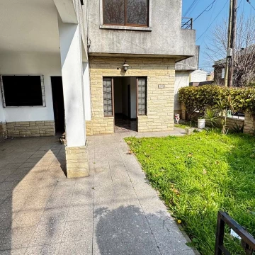 Casa en Venta Hurlingham 5 ambientes apto crédito