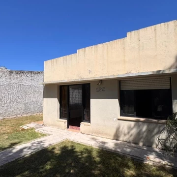 Casa de 3 dormitorios en venta en La Plata