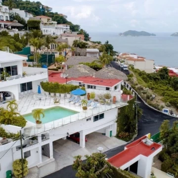 Casa en VENTA O RENTA TEMPORAL, en Marina  Las Brisas, Acapulco Guerrero